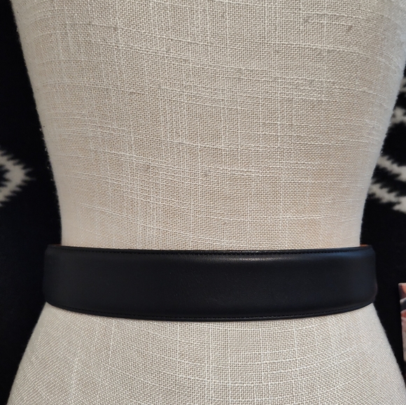 Vintage 90's Coach Brand Genuine Glove Tanned Leather Adjustable Unisex Belt, SM - Picture 7 of 11